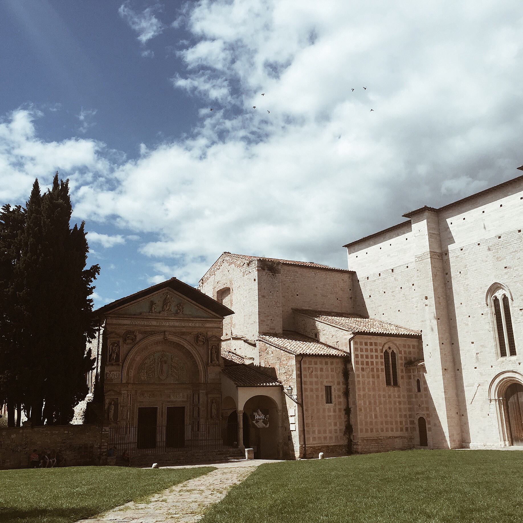 Processed with VSCOcam with a4 preset